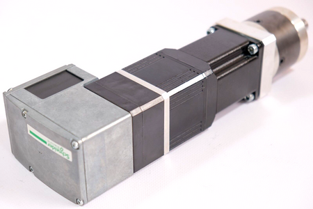 Schneider ILA1B572TC1F0 + NEUGART Ratio 1:5 Servomotor