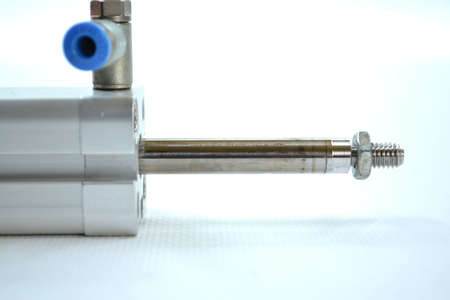 Festo ADN-16-40-A-P-A (536225) Kompaktzylinder + 2 Näherungssensoren