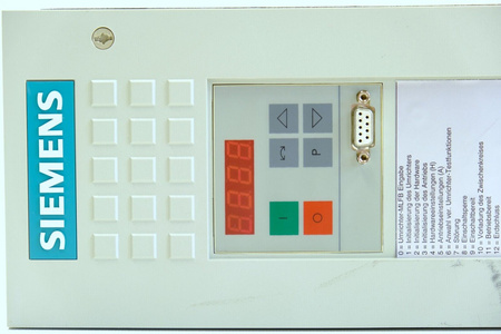 Siemens 6SE7021-8EB61 + CUVC + SCB2 + T300 es:A Simovert Masterdrives Converter