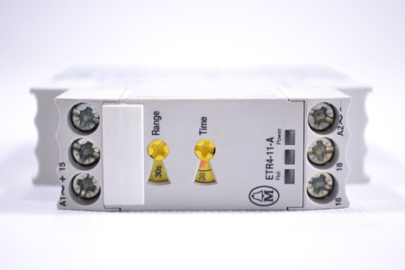 Klöckner-Möller ETR4-11-A Time Relay