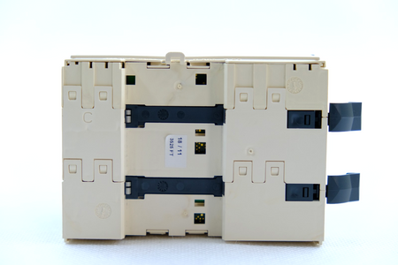 Schneider Electric TM5C12D6T6L Modicon TM5 Compact I/O expansion block