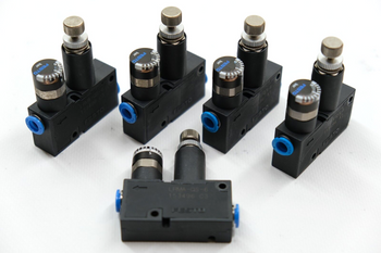 Festo LRMA-QS-6 (153496) Set of 5 pressure control valves