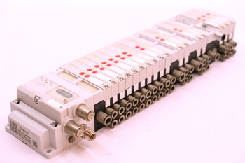 Aventics AV-AESX4-AV03X13-ETHERCAT R480784308 + AES-D-BC-ECAT Pneumatic system