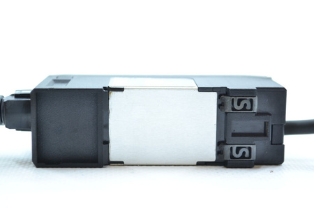 Keyence GT2-71MCP High-Accuracy Contact Sensor, Amplifier Unit