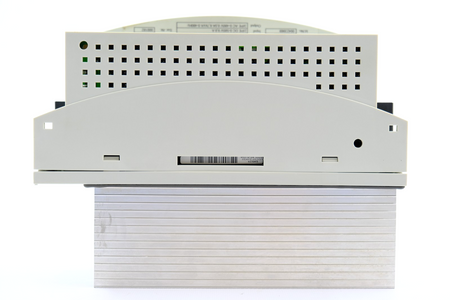 KUKA / Lenze KSD1-16 | 00-105-350 | E93DA552I4B531 Servo Drive Module