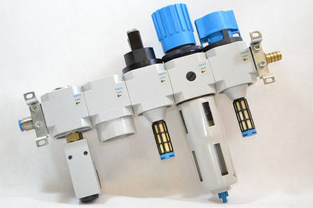 Festo LFR-D-MIDI-A + HE-...-D-MIDI + HEE-...-D-MIDI-24 + HEL-. Filter pressure regulator
