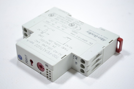 Allen-Bradley 700-FEA1TU22 Time Relay