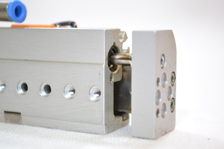 Festo DGSL-6-10-PA (543916) Mini Slide Cylinder + 2 x Näherungssensoren