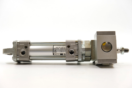 BOSCH 0822241801 (0 822 241 801) + 0821401141 (0 821 401 141) NEW!