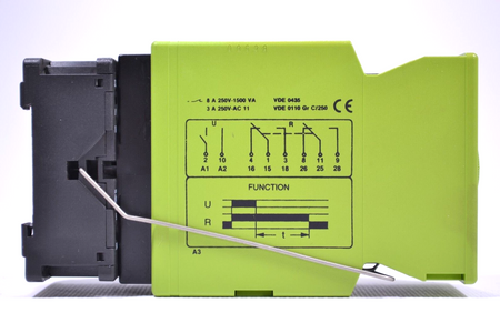Tele Controls A3V VDE0435 (VDE0110GRC/250) Zeitschaltrelais