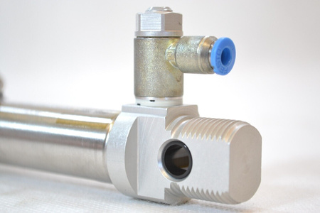 Festo DSNU-20-80-P-A (14328) ISO cylinder + 1 x proximity sensor