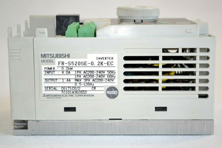 Mitsubishi FR-S520SE-0.2K-EC Frequenzumrichter Inverter