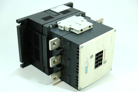 Siemens 3RT1066-6AP36 SIRIUS AC-3e/AC-3 300 A Leistungsschütz Power Contactor