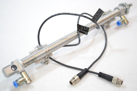 Festo DSNU-12-200-P-A (19197) ISO cylinder + 2 x IFM proximity sensors
