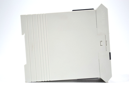 Carlo Gavazzi EUAC400 Spannungsüberwachungsrelais