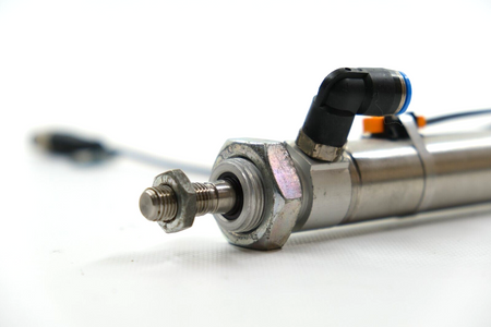 Festo DSNU-25-270-PPV-A (14322) Standard cylinder + 2 proximity sensors