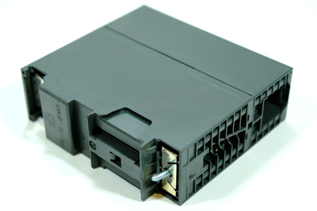 Siemens 6ES7 331-7PF01-0AB0 | 6ES7331-7PF01-0AB0 SIMATIC S7-300 Moduł wejściowy