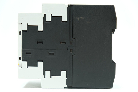 Siemens 3TK2825-1BB40 Siguard Sicherheitsrelais