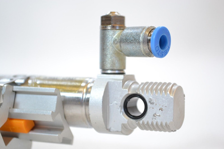 Festo DSNU-16-160-P-A (19205) ISO Zylinder + 2 x IFM Näherungssensoren