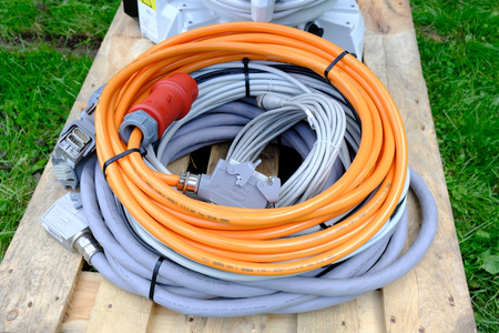 ABB IRB 4600-45/2.05 + IRC5 Jahr 2018 Industrieroboter + Base, ohne Bedienpanel