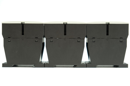 Klöckner Moeller DILMC7-10 x 3 pieces power contactor Contactor