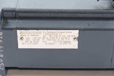Siemens 1FT5044-0AC01-1 -Z Z=K18, K93 AC-VSA-Motor AC Feed Motor