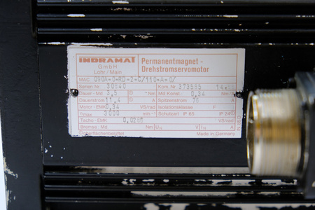 Indramat 090A-0-RD-2-C/110-A-0 AC Servomotor Servo Motor
