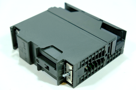 Siemens 6ES7 321-7BH01-0AB0 | 6ES7321-7BH01-0AB0 SIMATIC S7-300 output module