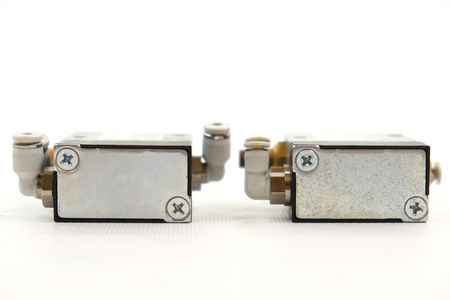 Aventics 5710200100 3/2-Zawór kierunkowy 2 sztuki 