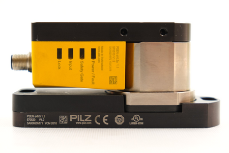 Pilz PSEN sl-0.5p 1.1 switch + PSEN sl-0.5 1.1 actuator (570510 + 570520)