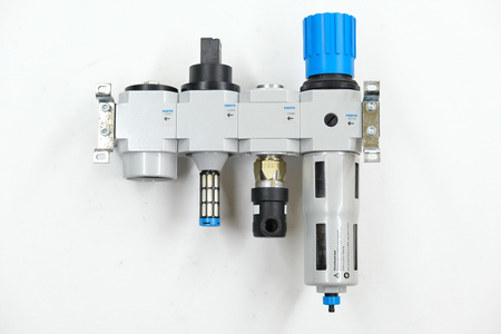 Festo LFR-D-7-MIDI-A + FRM-D-MIDI + HEE-D-MIDI-24 + HEL-D-MIDI Filter regulator