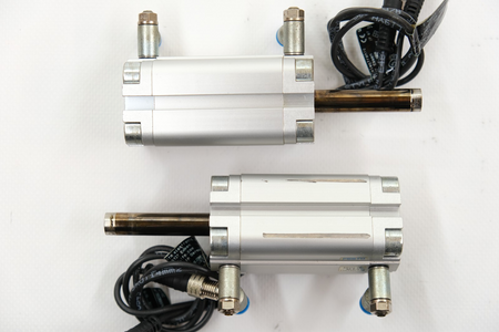 Festo ADVU-20-40-P-A (156520) Satz mit 2 Kompaktzylinder