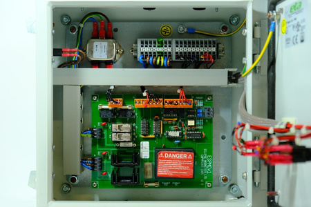 Eclipse Magnetics M24388 Magnet Controller Schaltschränke 300 x 300 x 155 mm