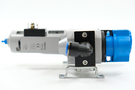 Festo LFR-D-MIDI + FRM-D-MIDI + PEV-1/4-B-OD + HE-D-MIDI Filtr-regulator ciśnien
