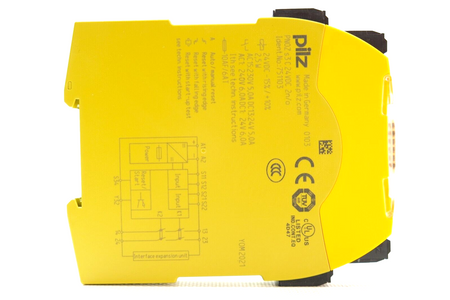 Pilz PNOZ s3 C 24VDC 2 n/o (751103) Safety Relay