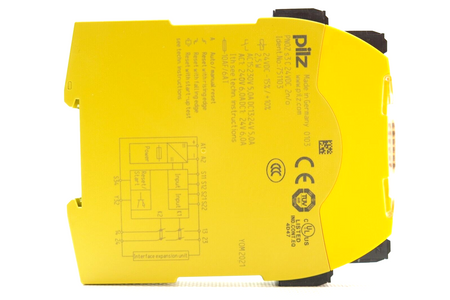 Pilz PNOZ s3 C 24VDC 2 n/o (751103) Sicherheitsrelais Safety Relay