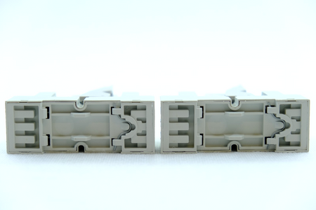 ABB CR-M024DC2 + CR-M4SS Interface Relais + Relaissockel, Satz mit 2 Stück