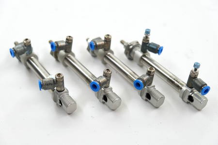 Festo DSNU-12-40-PPV-A (193988) + DSNU-12-40-P-A (19191) Satz mit 4 Normzylinder