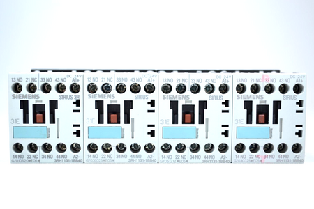 Siemens 3RH1131-1BB40 x 4 units Contactor Relay