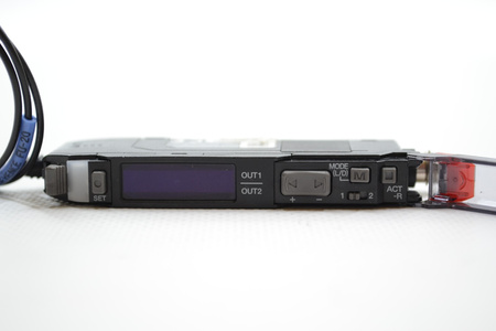 Keyence FS-N41C + FU-20 Digital fiber optic sensor + fiber optic devices