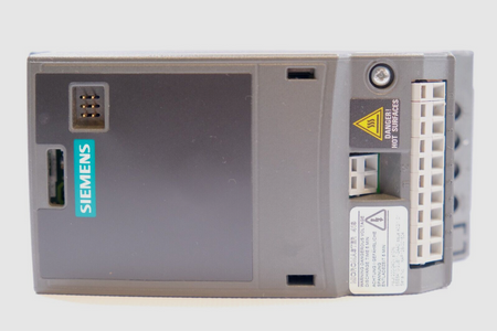 Siemens 6SE6410-2UB11-2AA0 Micromaster 410 Frequenzumrichter