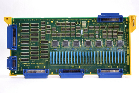 Fanuc A16B-2203-0110 / 01A Input/Output C7 Board Control 873311 Board