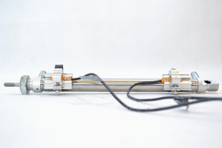 Festo DSNU-16-160-P-A (19205) ISO Zylinder + 2 x IFM Näherungssensoren