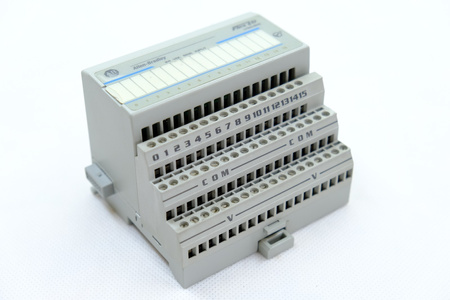 Allen Bradley 1794-IB16 + 1794-TB3 SER ser. A Input Module