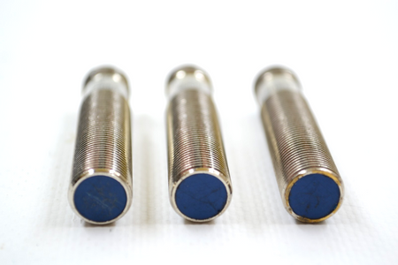 Wenglor I12H005 Zestaw 3 czujników zbliżeniowych - Set of 3 Inductive Sensors