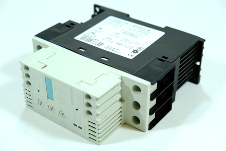 Siemens 3RW3025-1AB04 | 3RW3 025-1AB04 SIRIUS Soft Starter