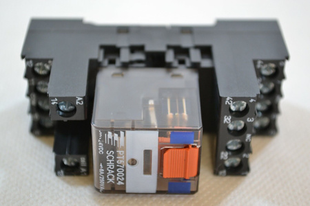 Schrack ZG4500C4 + YZG7870 / ZG460720 / PT570024 x 24 pieces Mini relay socket