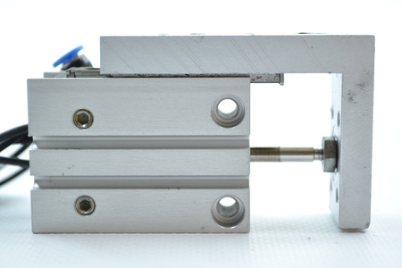 Festo SLS-10-15-P-A (170493) Mini slide + 2 proximity sensors