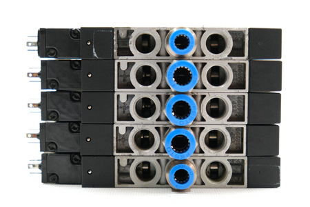 Festo CPE18-M1H-5L-1/4 (163142) 24V DC Set of 5 solenoid valves