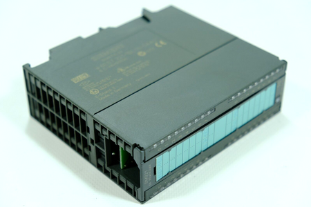 Siemens 6ES7 321-1BL00-0AA0 | 6ES7321-1BL00-0AA0 SIMATIC S7-300 Cyfrowy moduł wejściowy